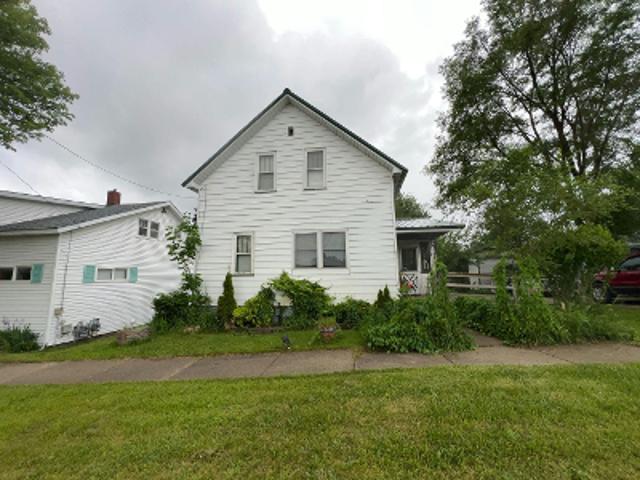 House for sale in Manistee, Michigan
