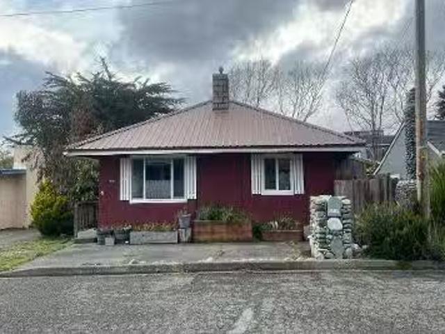 House for sale in Brookings