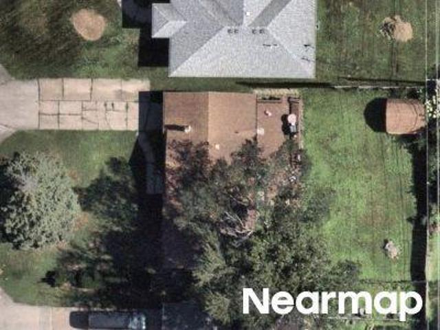 House for sale in Silvis, Illinois