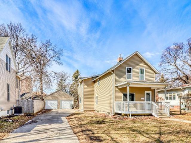 House for sale in Moorhead, Minnesota