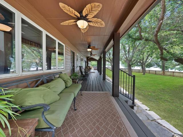 House for sale in Navarro, Texas