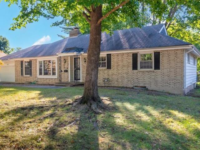 House for sale in Country Lane Estates, Kansas City