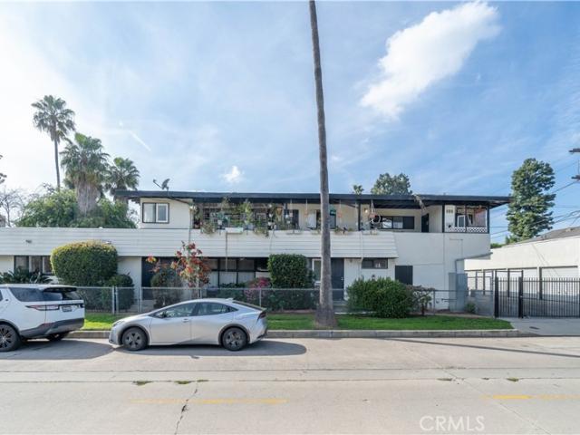 House for sale in Canoga Park, California