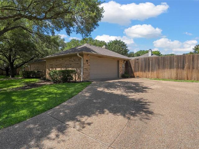 House for sale in Woodway, Texas