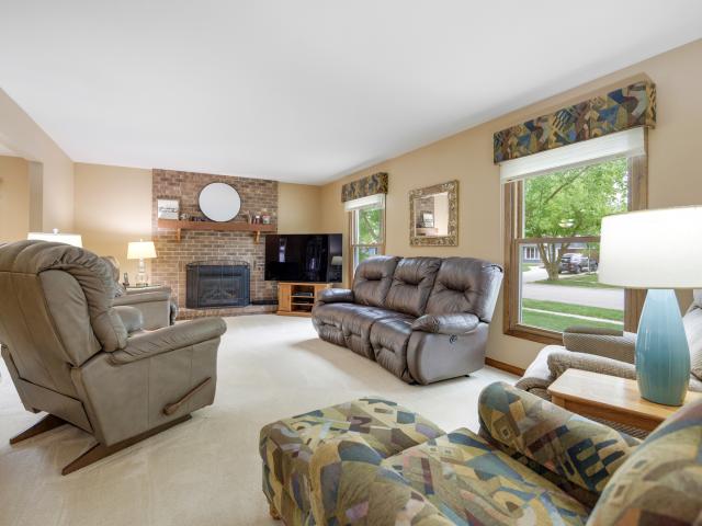 House for sale in Mchenry, Illinois