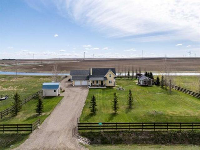 House for sale in Forty Mile, Alberta