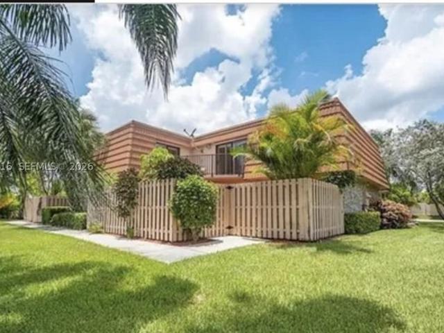 Townhouse for sale in Davie, Florida
