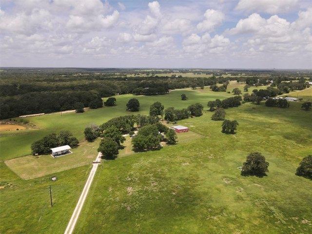 Farm for sale in Lexington, Texas