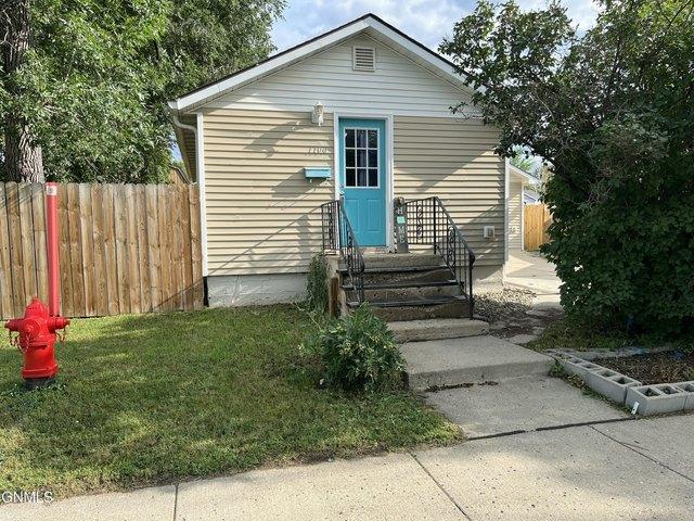 House for sale in Mandan, North Dakota