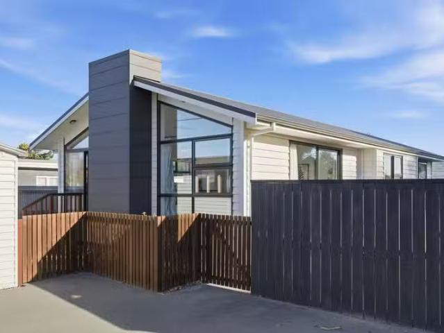 House for sale in Chaslands, Canterbury