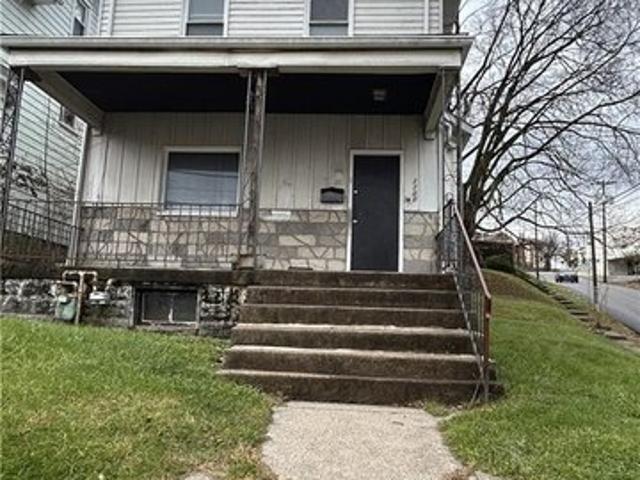 House for sale in Pittsburg, Pennsylvania