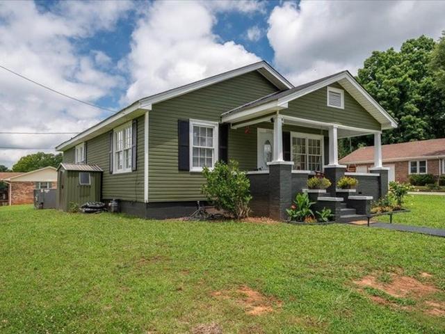 House for sale in Tuscumbia, Alabama