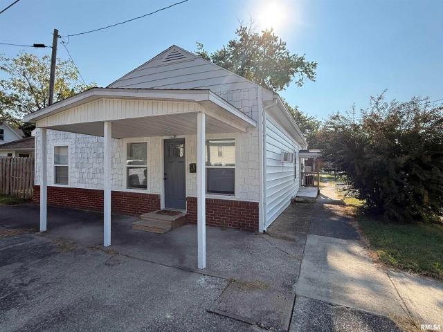 House for sale in Metropolis, Illinois