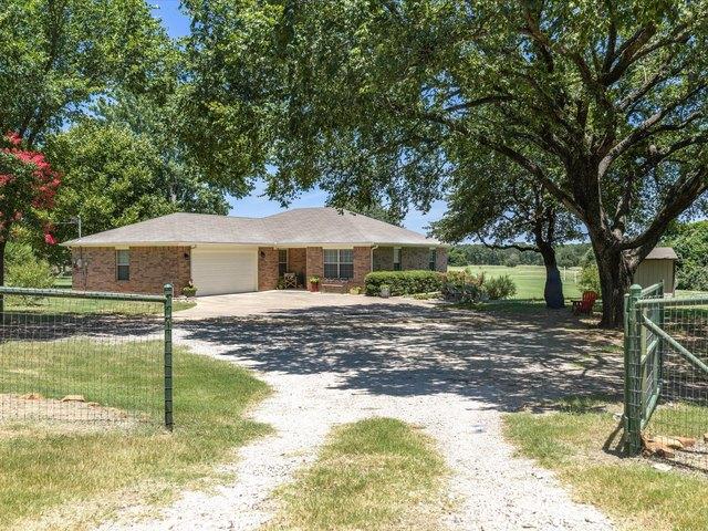 House for sale in Azle, Texas