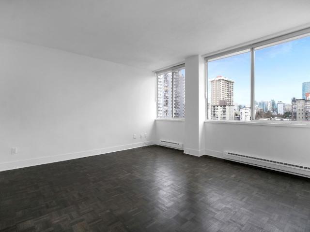 Apartment for rent in Davie Village, Vancouver