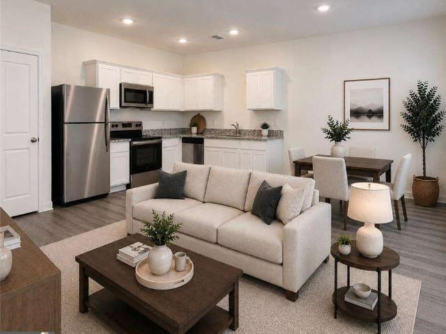 Townhouse for sale in Auburn, Georgia