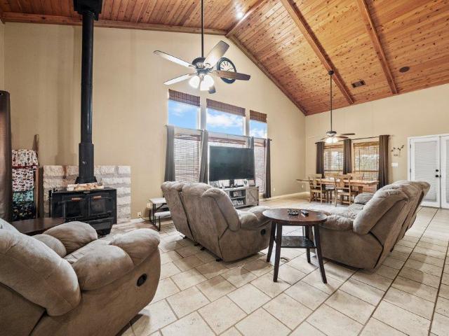 House for sale in Martindale, Texas