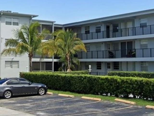 Condo for sale in Hallandale, Florida