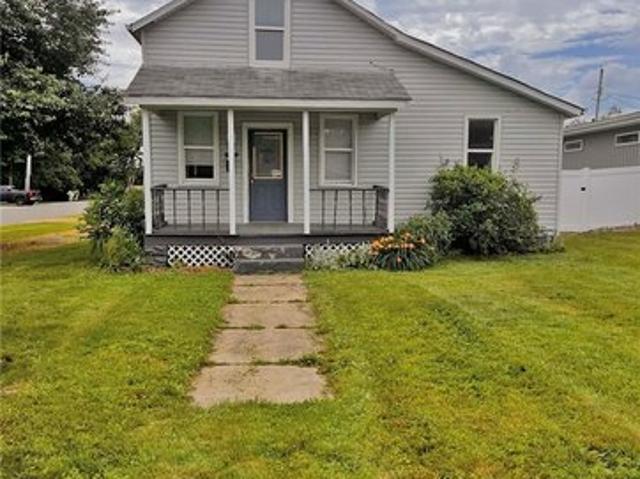 House for sale in Dover, Ohio