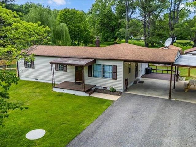 House for sale in Big Island, Bedford County