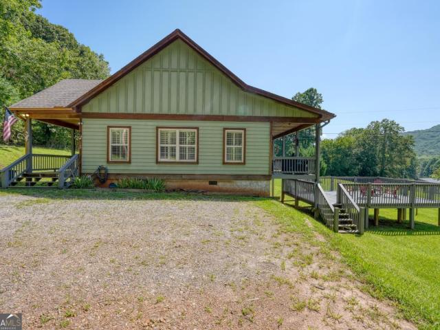House for sale in Hiawassee, Georgia