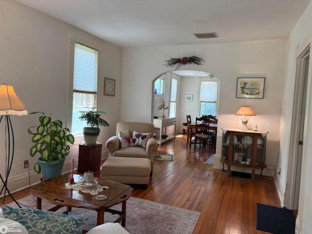 House for sale in Fairfield, Iowa