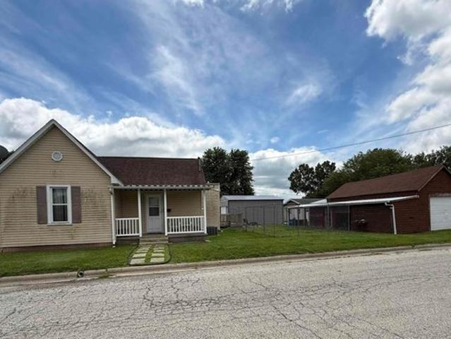 House for sale in Fulton, Illinois