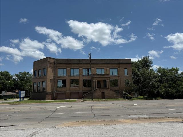 Commercial for sale in Denison, Texas