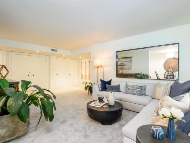Condo for sale in Menlo Park, San Mateo County