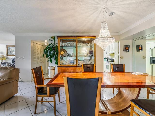 Condo for sale in Pembroke Pines, Florida