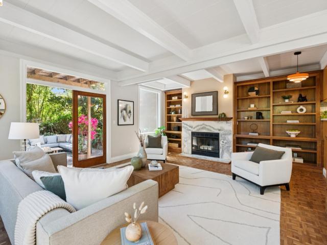 Townhouse for sale in Albany, California