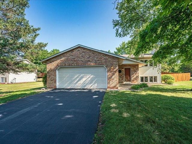House for sale in Burnsville, Minnesota