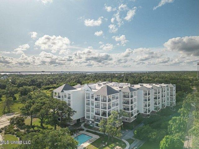 Condo for sale in Pass Christian, Mississippi