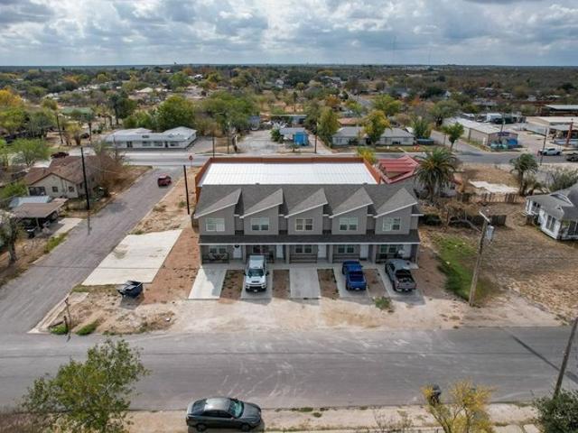 House for sale in Carrizo Springs, Texas