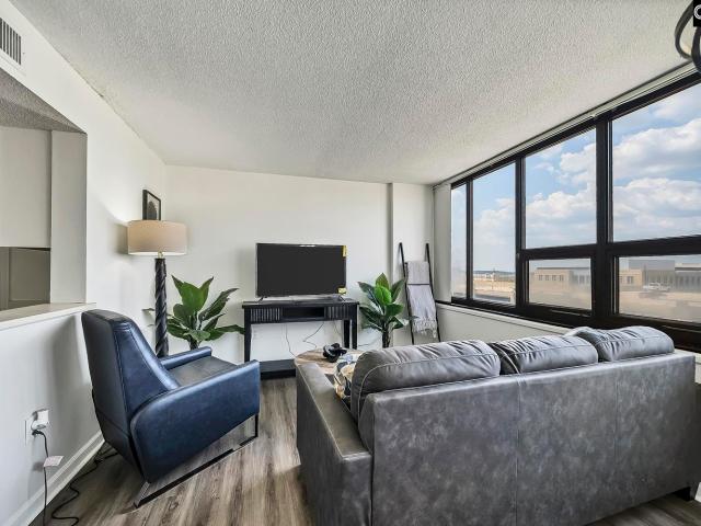Condo for sale in The Vista, Columbia