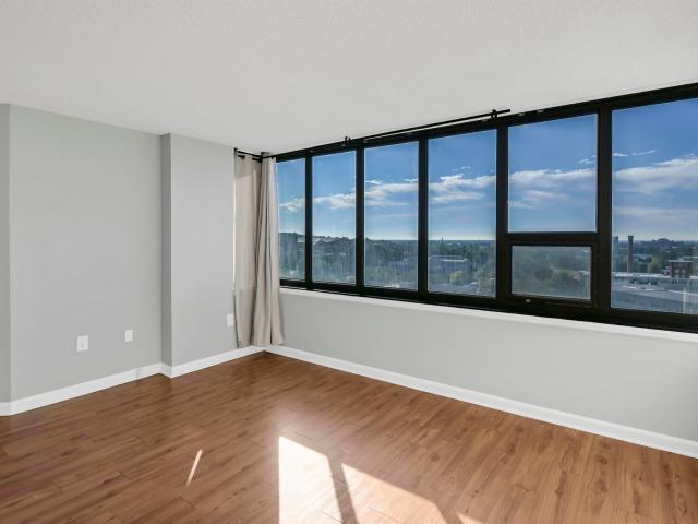 Condo for sale in The Vista, Columbia