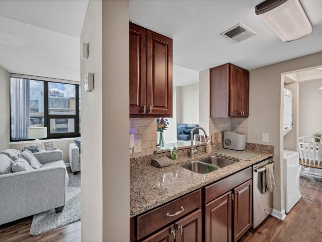 Condo for sale in The Vista, Columbia