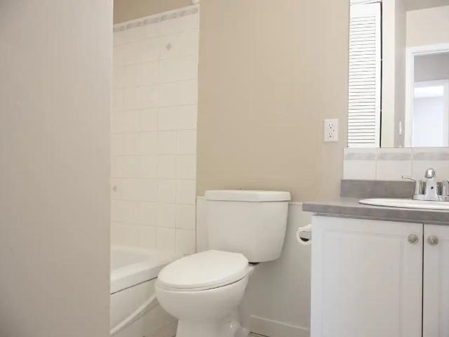 Apartment for rent in Wedgewood, Alberta