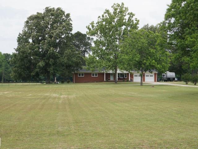 House for sale in Ark
