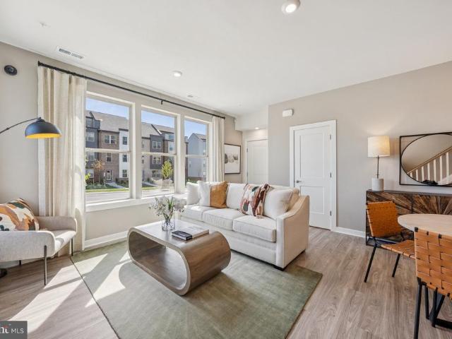 Condo for sale in Virginia