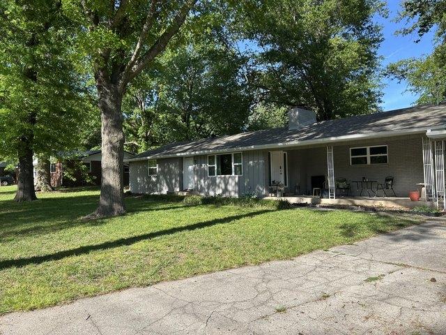 House for sale in Barry, Missouri