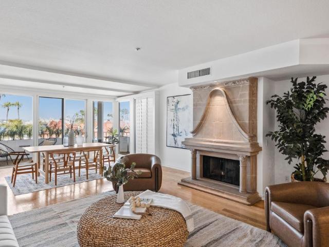 Townhouse for sale in Coronado, California