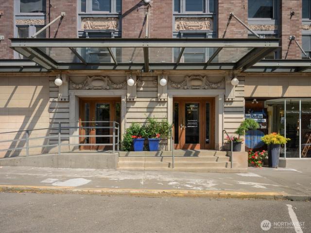 Condo for sale in Tacoma, Washington