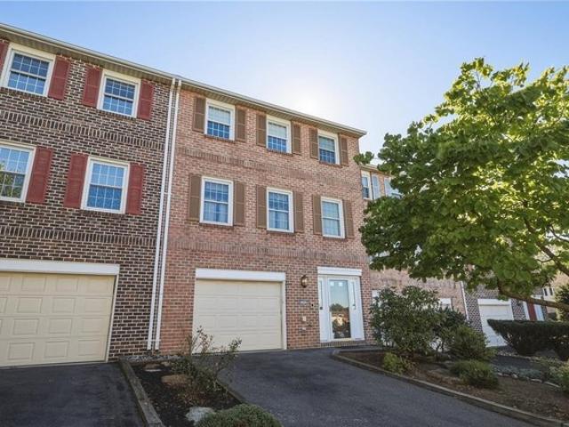 Townhouse for sale in Lehigh, Pennsylvania