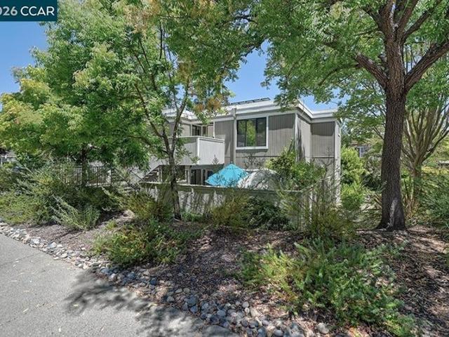 Condo for sale in Walnut Creek, California