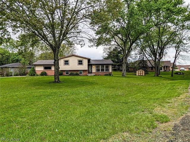 House for sale in Hartville, Ohio