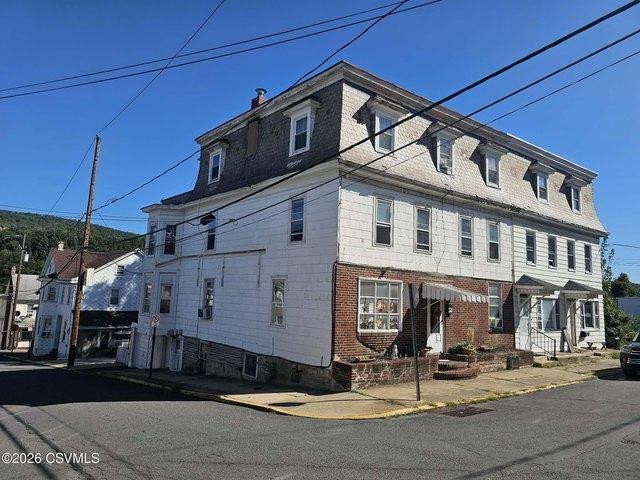 House for sale in Kangaroo Hill, Coal Township
