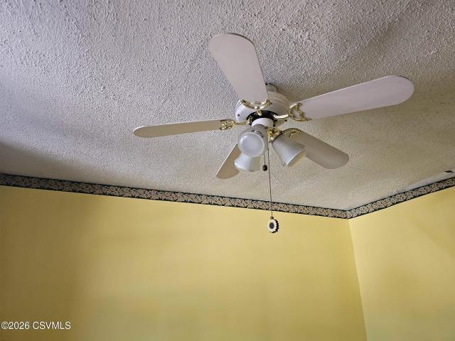 House for sale in Kangaroo Hill, Coal Township