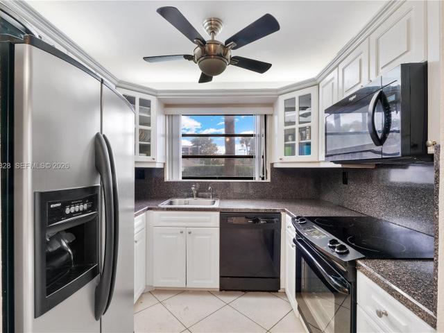 Condo for sale in Pembroke Pines, Florida