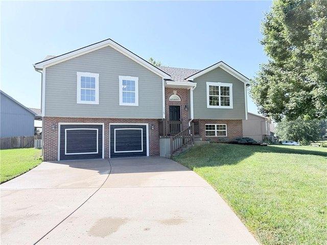 House for sale in Kearney, Missouri